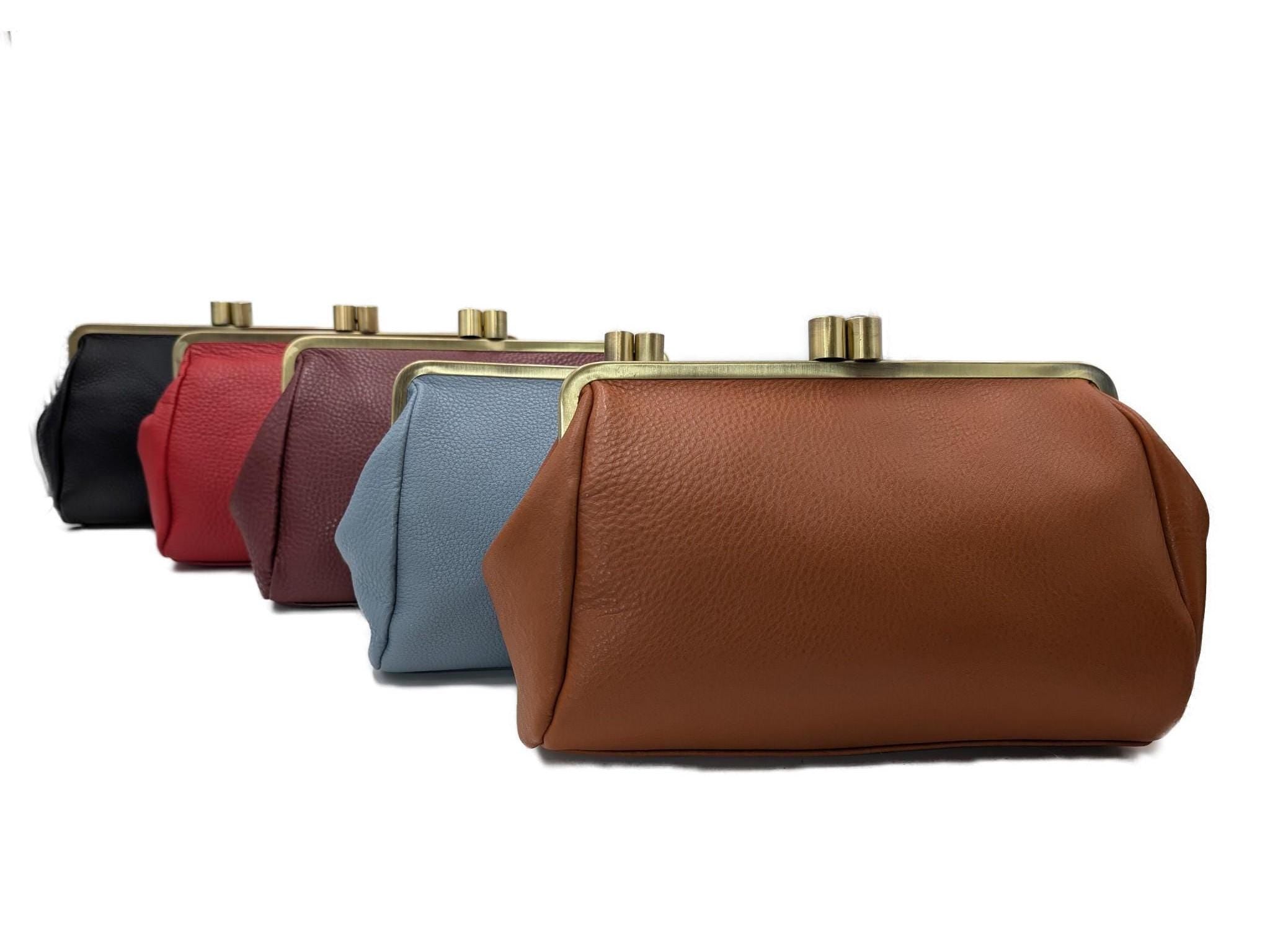 Custom Shoulder Clutch Bag With Kiss Lock – Leather Dakota Cowhide Bag Perfect For Ladies Gift