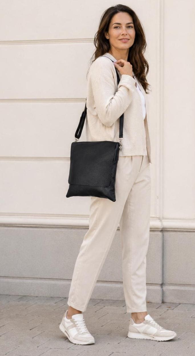 Women’s Messenger Bag & Crossbody Bag "Emilia", Leather Flap Bag, Large Shoulder Bag, Personalized Everyday Bag