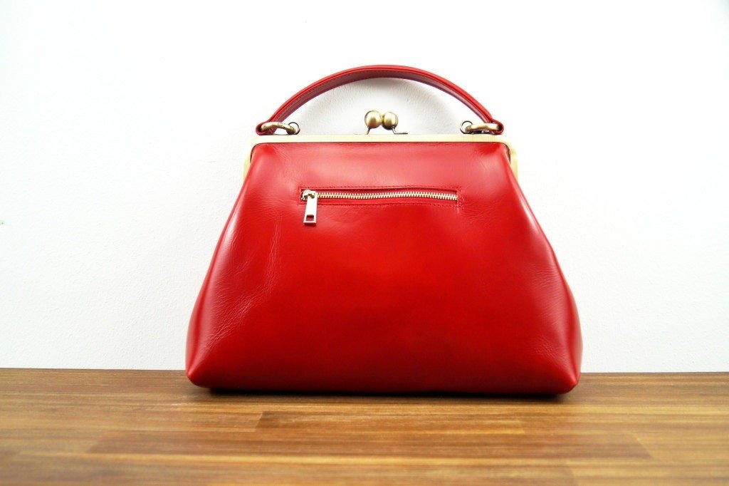 Retro Handtasche Damen, Bügeltasche "Olive" in rot, Ledertasche, Leder Henkeltasche, Leder Umhängetasche, Leder Schultertasche, Vintage Stil - Taschenkinder.de