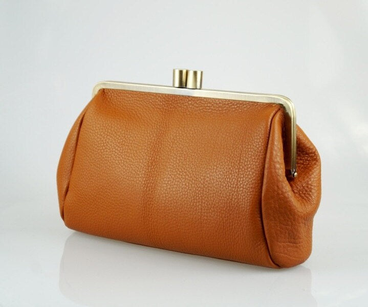 Custom Shoulder Clutch Bag With Kiss Lock – Leather Dakota Cowhide Bag Perfect For Ladies Gift