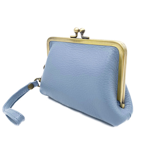 Leder Geldbörse Damen 'Peggy' in hellblau – Portemonnaie, Clipbörse, Wristlet - Taschenkinder.de
