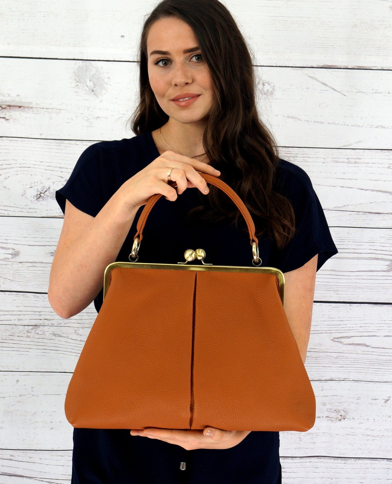 Handtasche "Olivia" in Cognac Braun – Taschenkinder